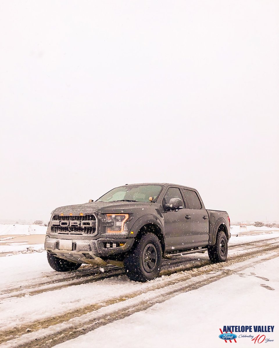 DiamondFordAV's tweet photo. Is it spring yet!? 📸 : @r_rizzie
#AVFord #AntelopeValley #Ford #F150 #FordF150 #Raptor #FordRaptor #FordClub #FordTough #Lancaster #OnlyInTheAV #Dealership #DealershipLife #FordPerformance #FordFamily #FordMotorCompany #FordsOfInstagram https://t.co/3zeLJVnfII