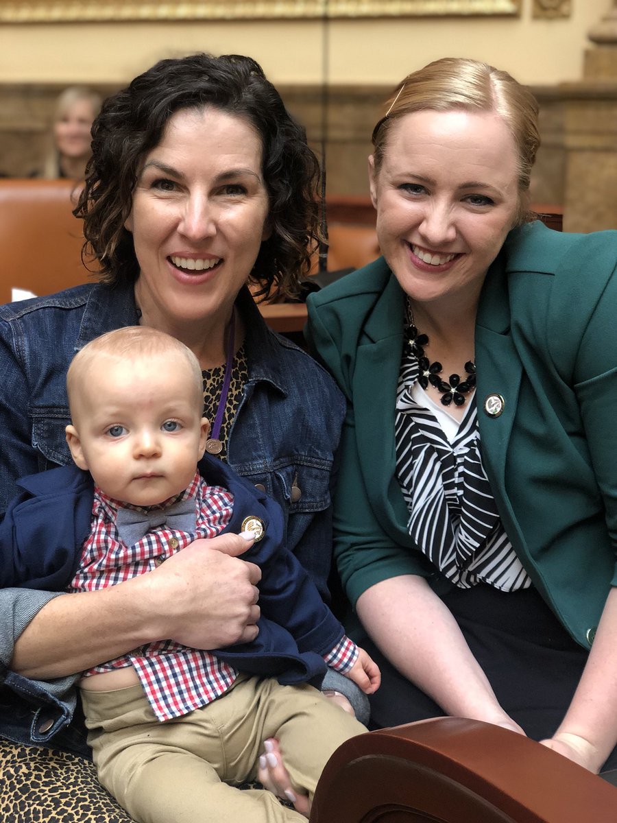 Cutest Baby of the Utah Legislature Award goes to little Rep Pierucci!😍❤️

Love seeing role models on the Hill, like Rep ⁦@CandicePierucci⁩, who work hard to help our families and communities! #WomenOnTheHill #MamaBears #utpol #utleg @UTStateCapitol⁩