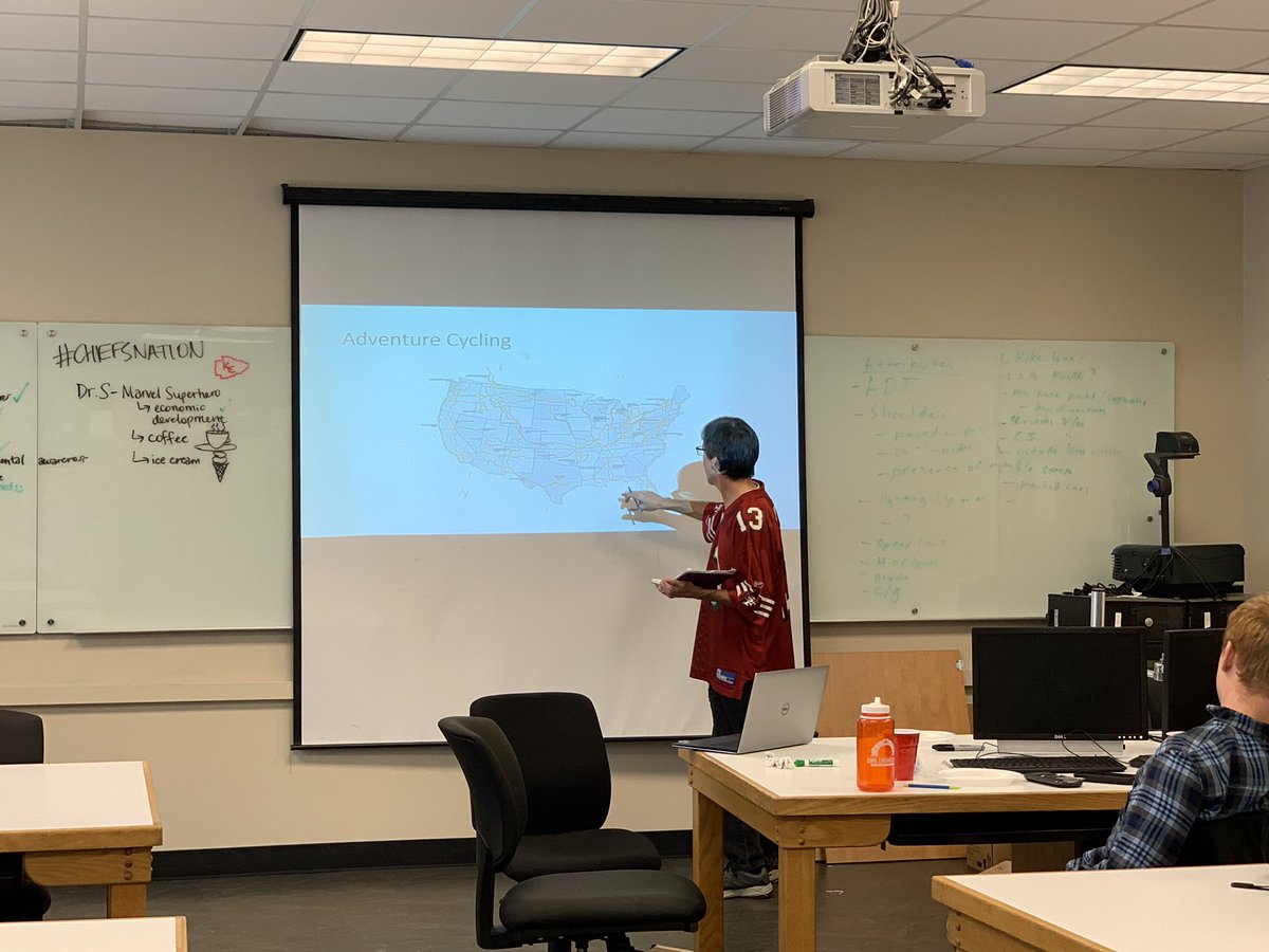 clemson_ite's tweet photo. Brain storming session today! We decided on our mission statement and data collection criteria. We are starting our data collection for the biking route next week! https://t.co/RnXo8fr88J