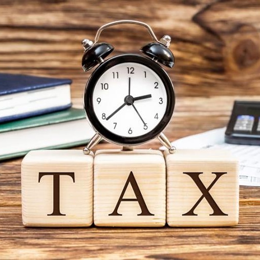 CalCalUK's tweet photo. Have you submitted your #TaxReturn ? If not WHAT ARE YOU WAITING FOR?! Today is the deadline and CalCal is here to help you!  #smallbusinesses #accountingapp https://t.co/xdWdaF65Zb