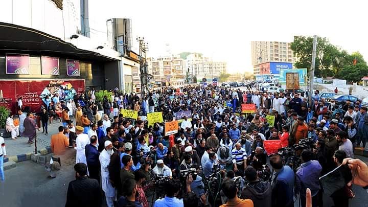 NaeemRehmanEngr's tweet photo. آج متاثرین بحریہ ٹاون کا عزم دیدنی تھا۔ مسئلے کے حل تک جدوجہد کریں گے ان شاءاللہ
اگلا پڑاؤ چیف منسٹر ہاؤس 9 فروری
#Karachi 
#Dharna4BahriaVictims https://t.co/Zh9WodB4k8