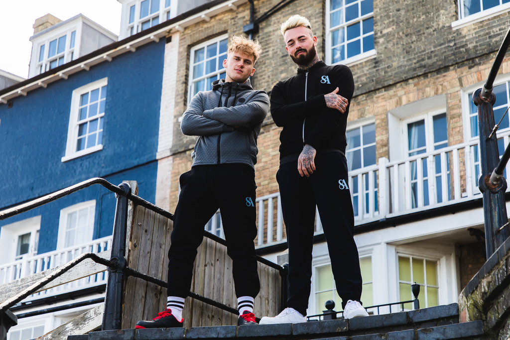 8_apparel's tweet photo. Dress how you want to be addressed 🖤
.
.
Shop our Men's Collection via the link here 👊🏿https://t.co/GdT2eohWww
.
.
#8Apparel #8A #UBU® #beyou #ukbrand #athleisure #leisurewear #menswear #mensstyle #mensfashion #cromer #norfolk #norfolkbrand #handmadeintheuk #British https://t.co/4ZLU6s8XQq