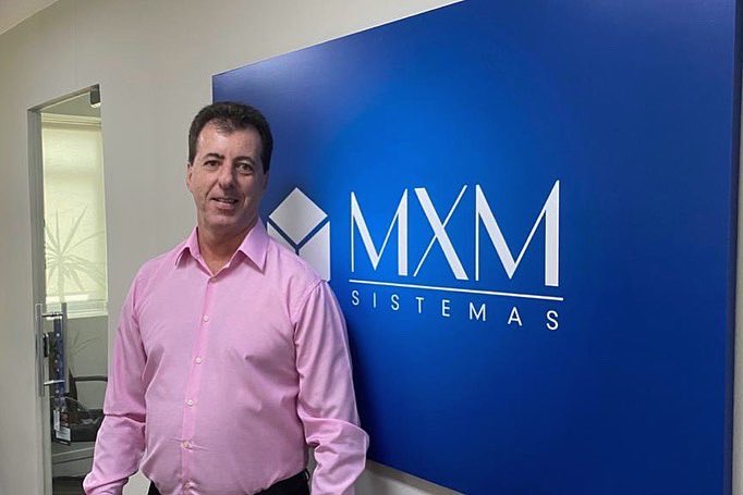 MXMSistemas's tweet photo. Entre colaboradores e estagiários, a #FamiliaMXM cresceu e ganhou mais 9 #MXMers já no primeiro mês de 2020. 💙 Sejam muito bem-vindos, galera! 🤩 https://t.co/Nb7wGFQ3Ut