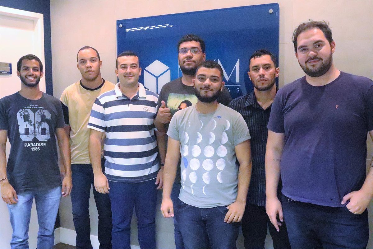 MXMSistemas's tweet photo. Entre colaboradores e estagiários, a #FamiliaMXM cresceu e ganhou mais 9 #MXMers já no primeiro mês de 2020. 💙 Sejam muito bem-vindos, galera! 🤩 https://t.co/Nb7wGFQ3Ut