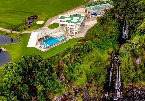 Spectacular Homes on Maui and Hawaii, St. Lucia, Colorado... conta.cc/2S9JHl9