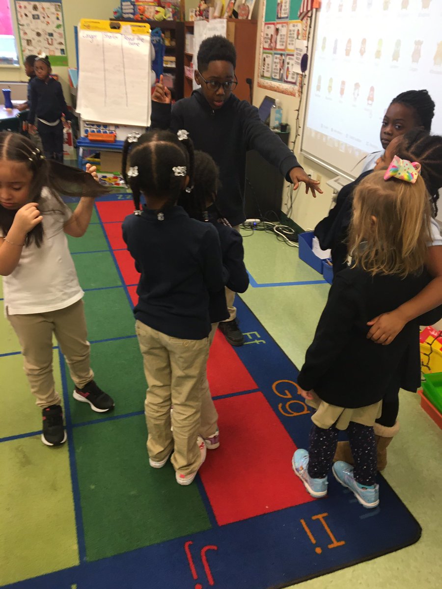 NemethMeg's tweet photo. 6th grade teaches theater to a younger grade! @childrensguild @MonarchGloAACPS #AACPSAwesome https://t.co/rjSXI4rpi1