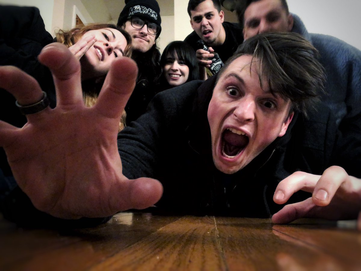 JoeySBActorVO's tweet image. Need a Character / Creature Actor or someone to Voice a Creature? 
.
Call me, beep me (or email me cuz that’s more relevant now :T) if you wanna reach me
.
#characteractor #actor #creatureactor #voiceactor #monster #creature