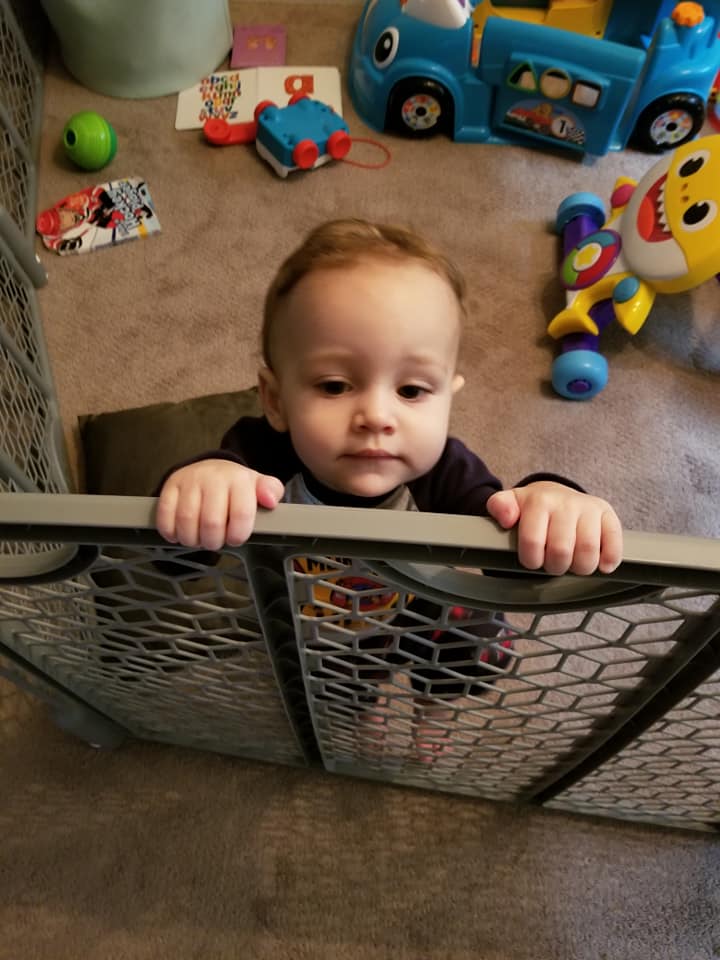 _EllieNuck_'s tweet photo. It's been awhile since ya'll have been graced .. so here ya go.. cutest grandson ever , trying to escape jail โบ๏ธ ( till his big mean Mom busted him ๐คฆโโ๏ธ) ! #LilMonkey https://t.co/vQ2o3ThGlI