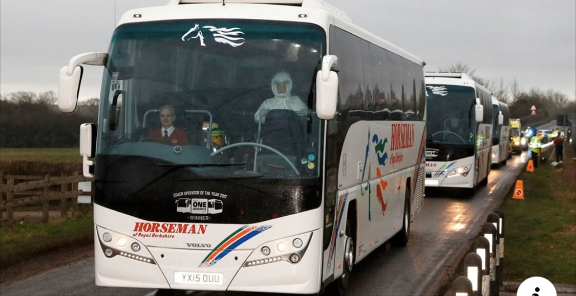 DaryllChambers's tweet photo. Can’t help but think after all the safety the bus driver isn’t wearing a mask 🤦🏼‍♂️  #Coronavirus https://t.co/T4wRfdVrIc