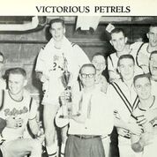 ATLSportsHOF's tweet photo. Tune into 
@FOX5Atlanta
 2nite during their 6 p.m. and 11 p.m. newscasts for a segment on legendary 
@OUBasketball
 coach Garland Pinholster as he's set to be inducted into the 
@ATLSportsHOF
 on Feb. 8. @cfbhall 

You can also watch live online here: https://t.co/vGb4OEdQmW https://t.co/nZOd0ZYVYh