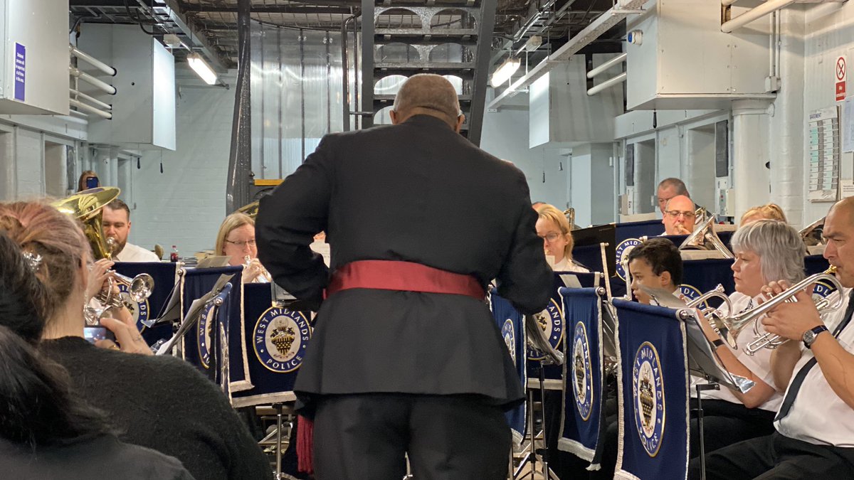 WMP Brass Band opening the evening with some music. 

Tonight is in aid of <a href="/UK_COPS/">COPS</a> fund and <a href="/WMPHistory/">West Midlands Police Museum</a> 

Little or big, every penny is generously appreciated!

chuffed.org/fundraiser/loc…

@lockuplockin