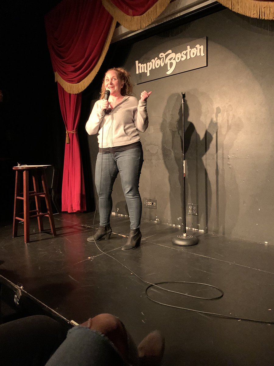 FarrisnFriends's tweet photo. The lady of the evening! Thanks, Colleen Daisy Riley, for hosting 👏 #StandupForSnakcakes https://t.co/d1U60CGEDV