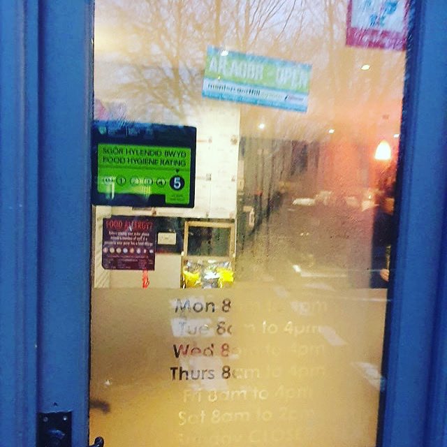 TracyGaffa's tweet photo. Lovely putting this on the door today 😍 https://t.co/SRO4prSxgg