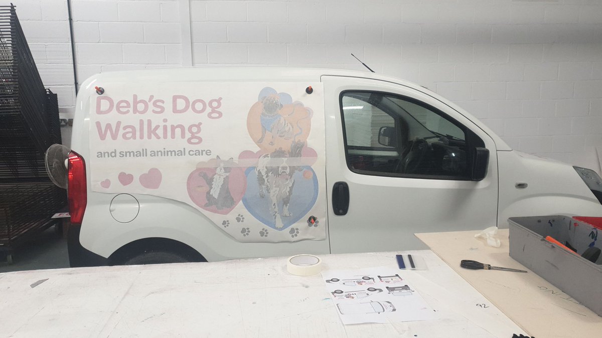 HumphreysSigns's tweet photo. Quick shot of today's van vinyls we did #signage #stickers https://t.co/dM5DGMueUX