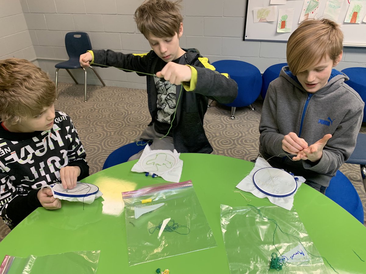 MikeStoesz1's tweet photo. Beginning embroidery is happening in 5th grade and middle school and going great. Perseverance, collaboration, creativity, arts and many other STEAM skills. #teamlua #wecode #mrmikeSTEAM https://t.co/yS8l2JCckD