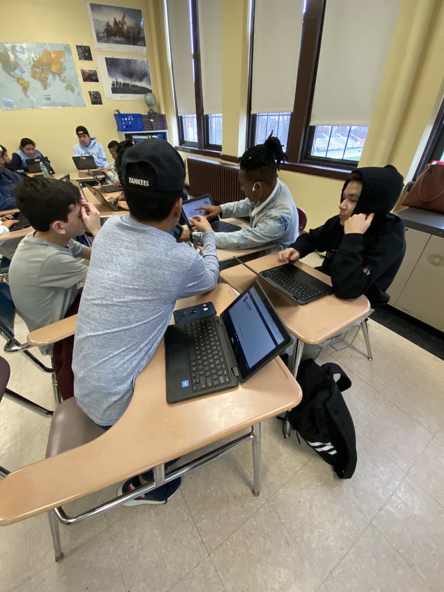 Nastasi_OPride's tweet photo. Team #NasHart had an awesome Friday with our amazing &amp; hard working students! In groups students collaborated on a digital timeline about how Reconstruction impacted women, natives, immigrants! Thank you to @OHSPrincipal3 &amp; Ms. Longhitano for coming in! @MsDishart_ENL #OPride https://t.co/ZhidTmsif4