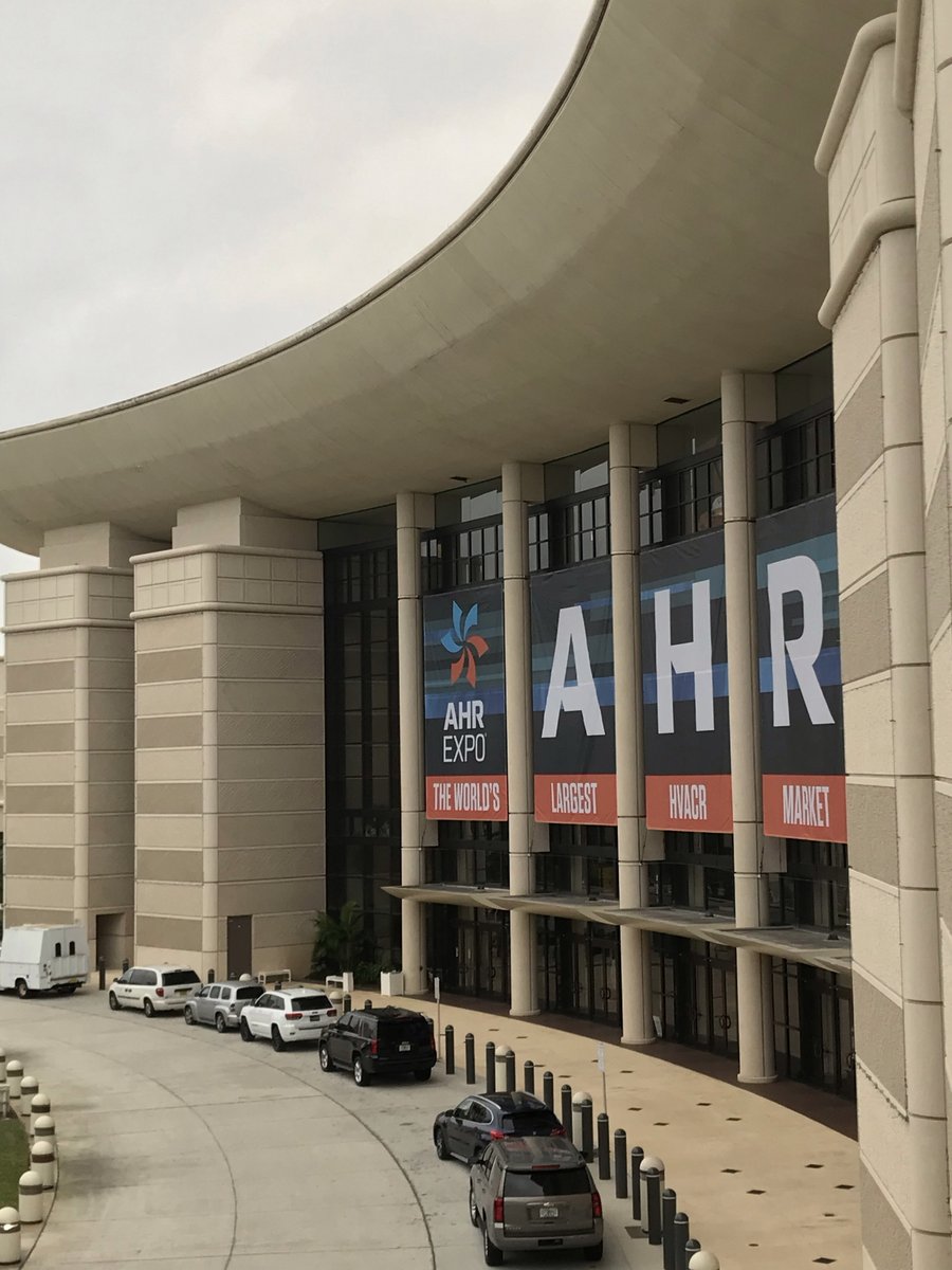 RenewAireLLC's tweet photo. 🔨#SneakPeek of #RenewAire booth 5761. 🔨 #AHRExpo #CantWait #IfYouBuildItTheyWillCome https://t.co/zWaIDP2ncL