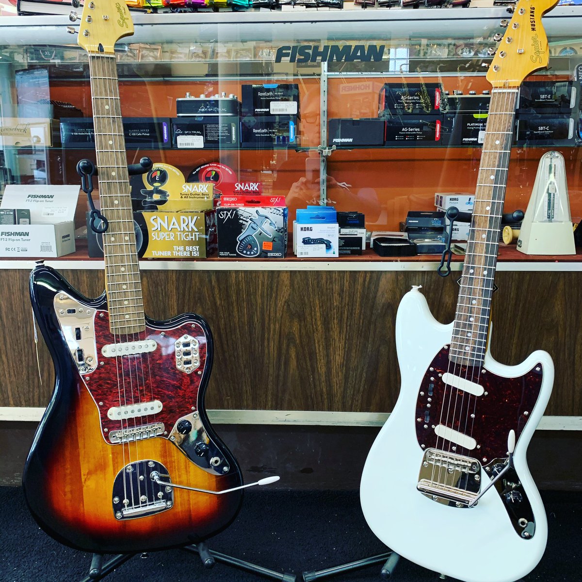 PfabesMusic's tweet photo. PFENDER PFRIDAY!! Check out these two lovely Squires: both the Jaguar on the left and the Mustang on the right are ‘factory seconds’ meaning that they have some slight flaws in the finish but not in their playability. This also means substantial savings - both are priced at $349! https://t.co/9LDWbx46eV