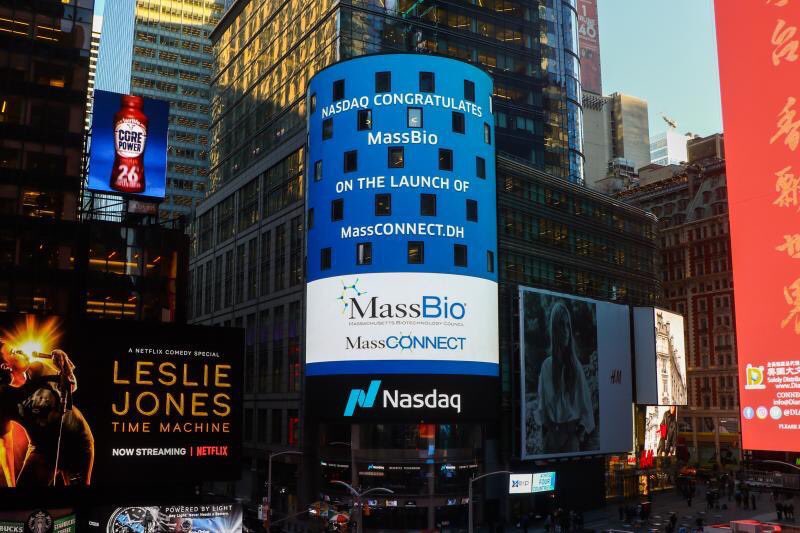 EdieStringfello's tweet photo. Happy Friday everyone! Join me in celebration w/ @rachele_ryan & the Innovation Services team w/ the launch of @massbio #MassCONNECT Digital Health (MassCONNECT.DH), a separate track solely for #digitalhealth #entrepreneurs. Thanks to our friends at @Nasdaq for their support! https://t.co/SdDosQOlG5