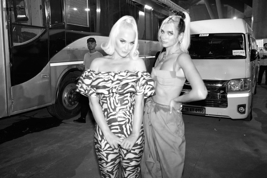 autumnasasadboy's tweet photo. @HernanBlue @witnessandrea en ningún momento las comparó lmao, ambos sabemos que las 2 son unas reinas y dan la cara por el pop #Kalipa https://t.co/piLJ4fQyux