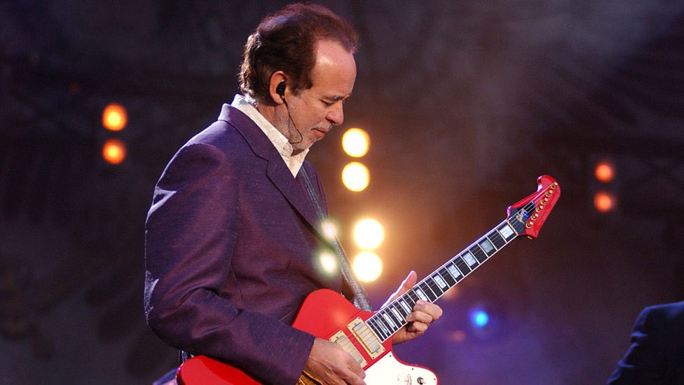 Happy birthday to Phil Manzanera, born on January 31, 1951  