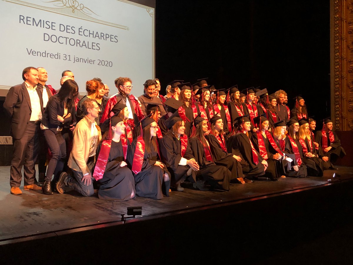 Soirée du #doctorat : remise des  #diplômes de l’ED des Sciences de la Vie, Santé, Agronomie, Environnement 👏