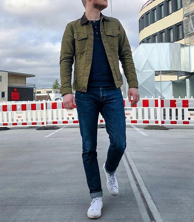 Happy #fadefriday!!!
Our Winter Sale is still going! 20% off all winter items. 
Shop’s open all weekend 11-6. 📸 @dry_luke ift.tt/3b20P5e