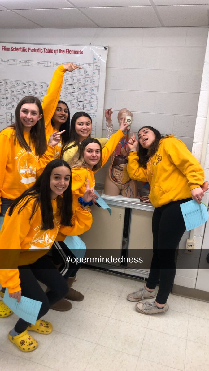 kjanek's tweet photo. House #5 (Yellow) won the #IB scavenger hunt during Winter Olympics. They were up against some tough competition! #cdayia π₯ @iborganization #IBLearnerProfile https://t.co/KBdorsvG3F
