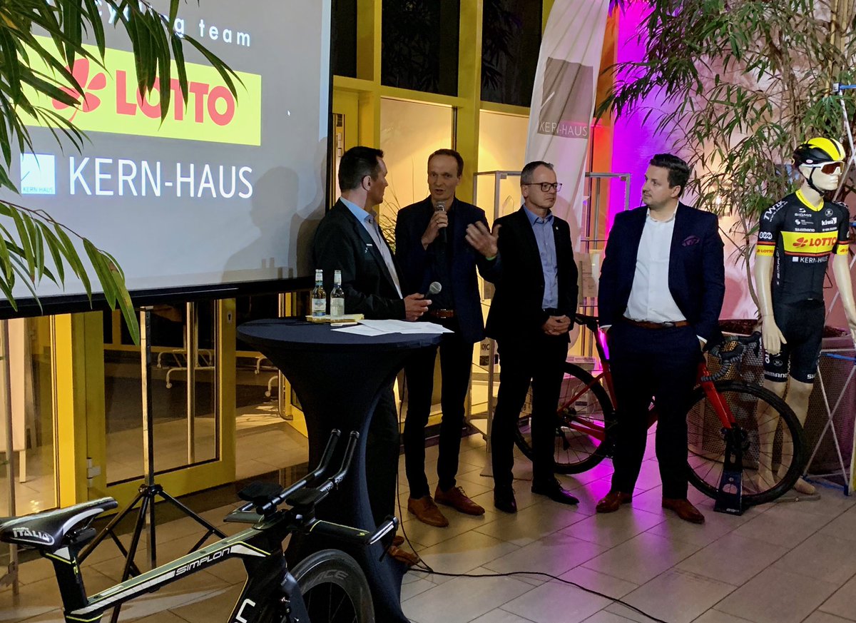 Stephan Weinberg tweet media