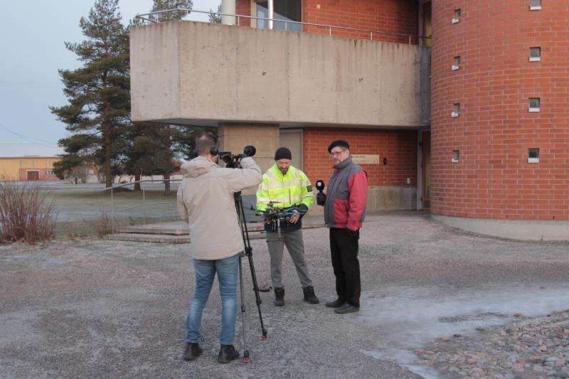 TestYka's tweet photo. Tänään päästiin YLEn Uutisiin meidän droneosaamisen ansiosta! https://t.co/ZJfXHUMmCm #centriadronelab #arcticairborne3D #interregnord #centriaamk #centriatki #yle #5Gpriorityproject #dronecontrol #ykatestnetwork 
@LabCentria  @centriaamk https://t.co/dgxpXnDTrc