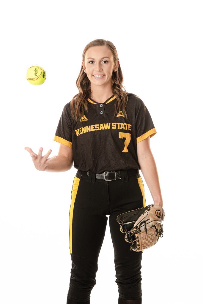 KSUOwlsSB's tweet photo. By this time next week, we will be playing softball!
Just 7 days until first pitch!
🦉🥎 #OneHeart #OneKS https://t.co/Z5t0ojGSGk