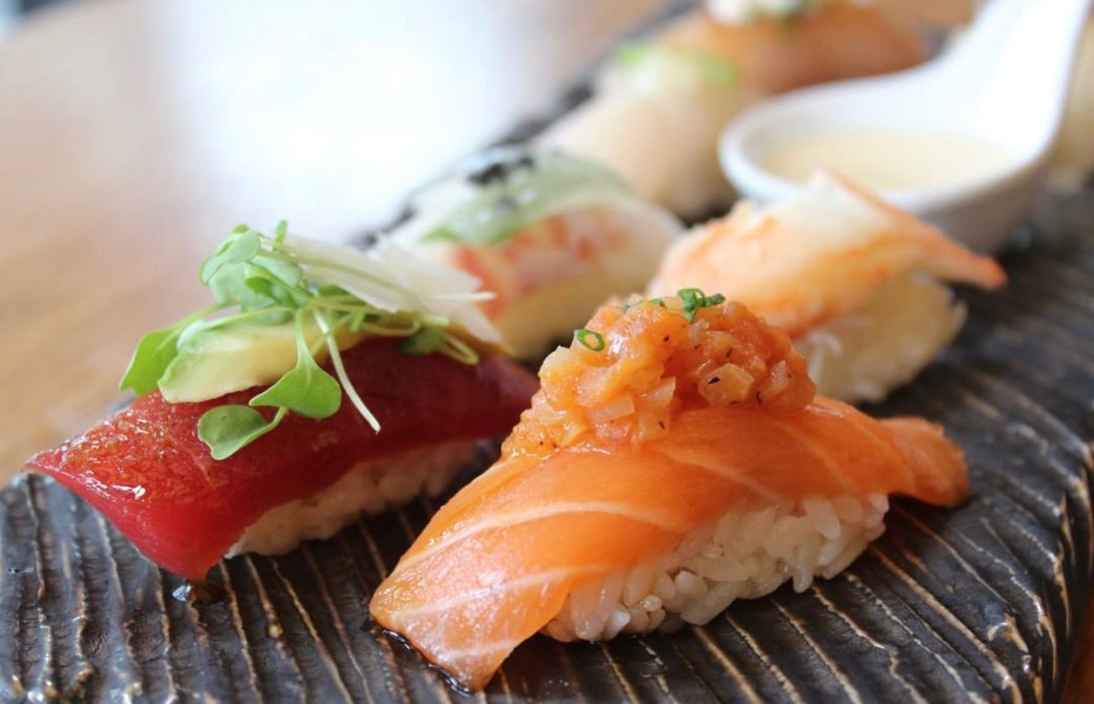 Roku Sunset tweet media