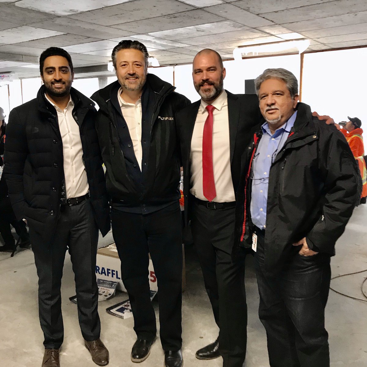 SmartCentres's tweet photo. Today we officially topped off #TransitCity 1&2 in @City_of_Vaughan. Thanks to the crews, @CentreCourtInc & #multiplexconstruction for being such excellent partners on this project.
#SmartVMC #Vaughan #VaughanRising https://t.co/L7PuzAVt2t