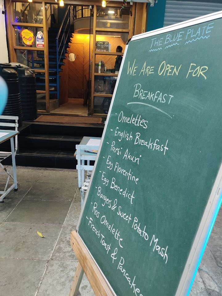 PuneFoodAlerts's tweet photo. RT @beingDJ One of Hot-shot favourite restro of mine in #Pune has just got better now by offering a sweet deal of Bf in the morning too!
#TheBluePlate is giving u foodies an option to try their menu in bf section too 4 ur morning calls.
#EveryoneIsAFoodie https://t.co/Ci3LpZe9ak