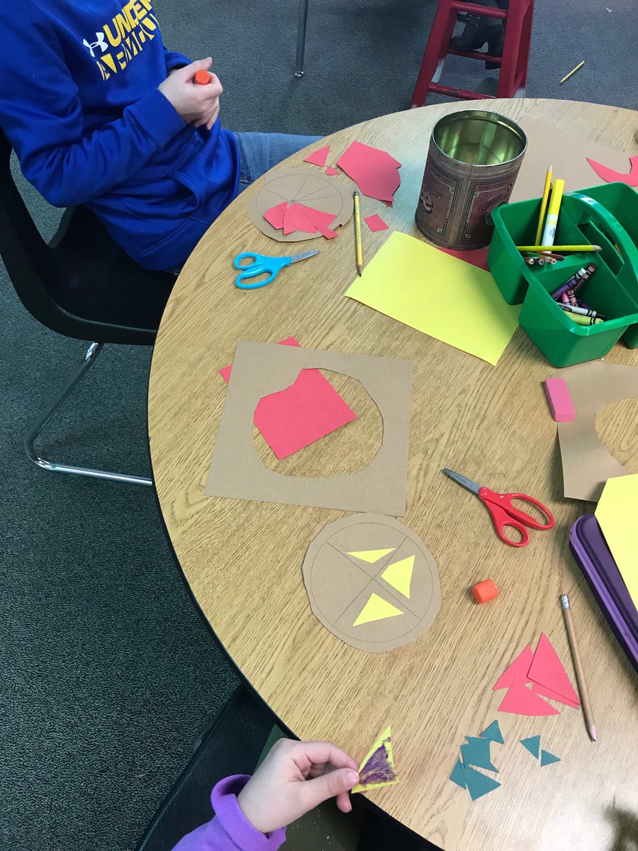 mini_pizzas's tweet photo. Making Fraction Pizzas #oneflagstone https://t.co/o5zGJNsZIv