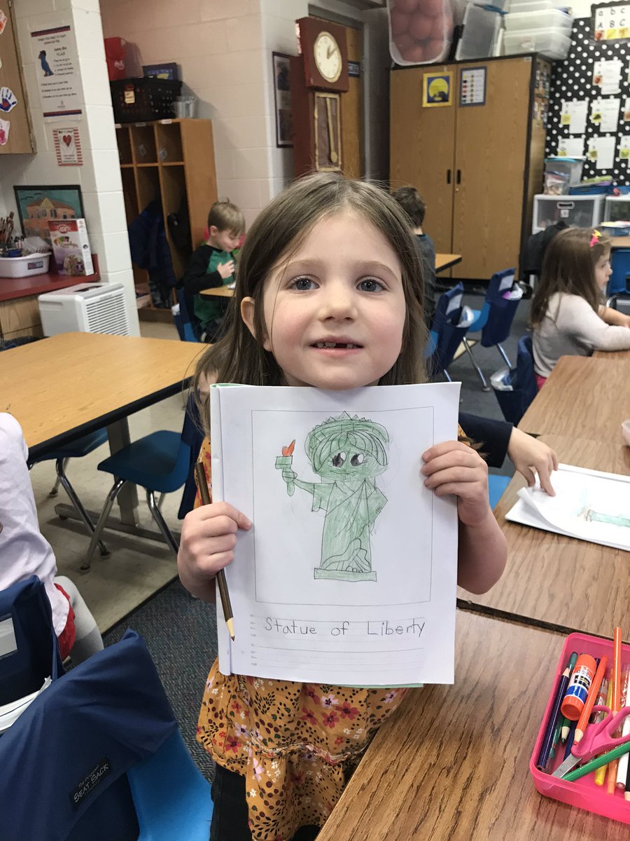 This month went by so quickly! Spending our last few minutes together in January drawing the Statue of Liberty as we learn about American symbols in Social Studies. #tgproud <a href="/jetlennon/">JaneEllen Lennon</a>