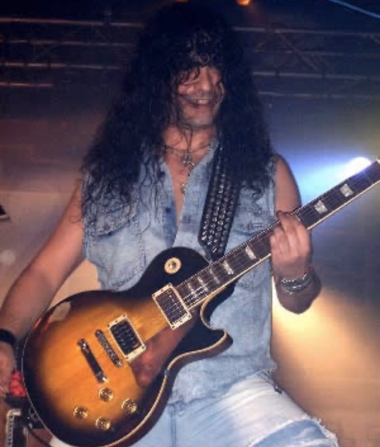 ¡Feliz cumple Frank! Desde Bolivia te mandamos un fuerte abrazo <a href="/FrankRockyOz/">Frank RockyHorror</a>