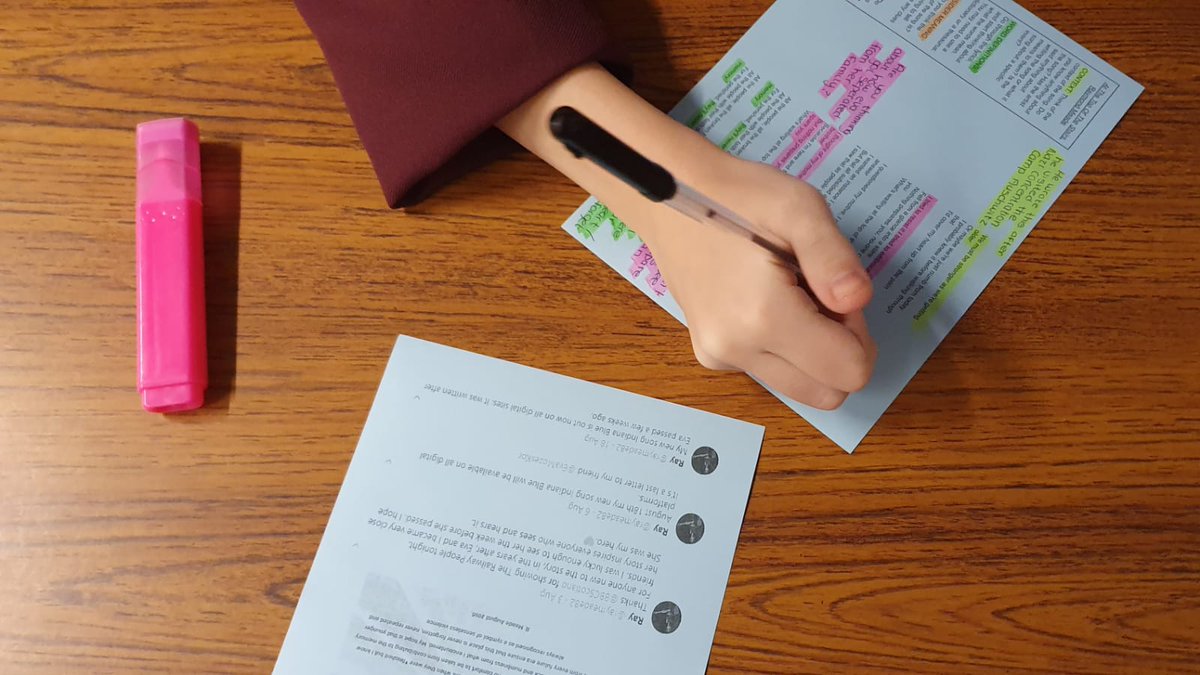 soahistory's tweet photo. Well done to all of our Year 9 students who, this week, have been looking at The Railway People as part of their #HMD2020
lessons. They have enjoyed learning about Eva Kor 💙 

Today they have taken on the challenging task of viewing history through interpreting song lyrics! https://t.co/Hh9bdHBzSA