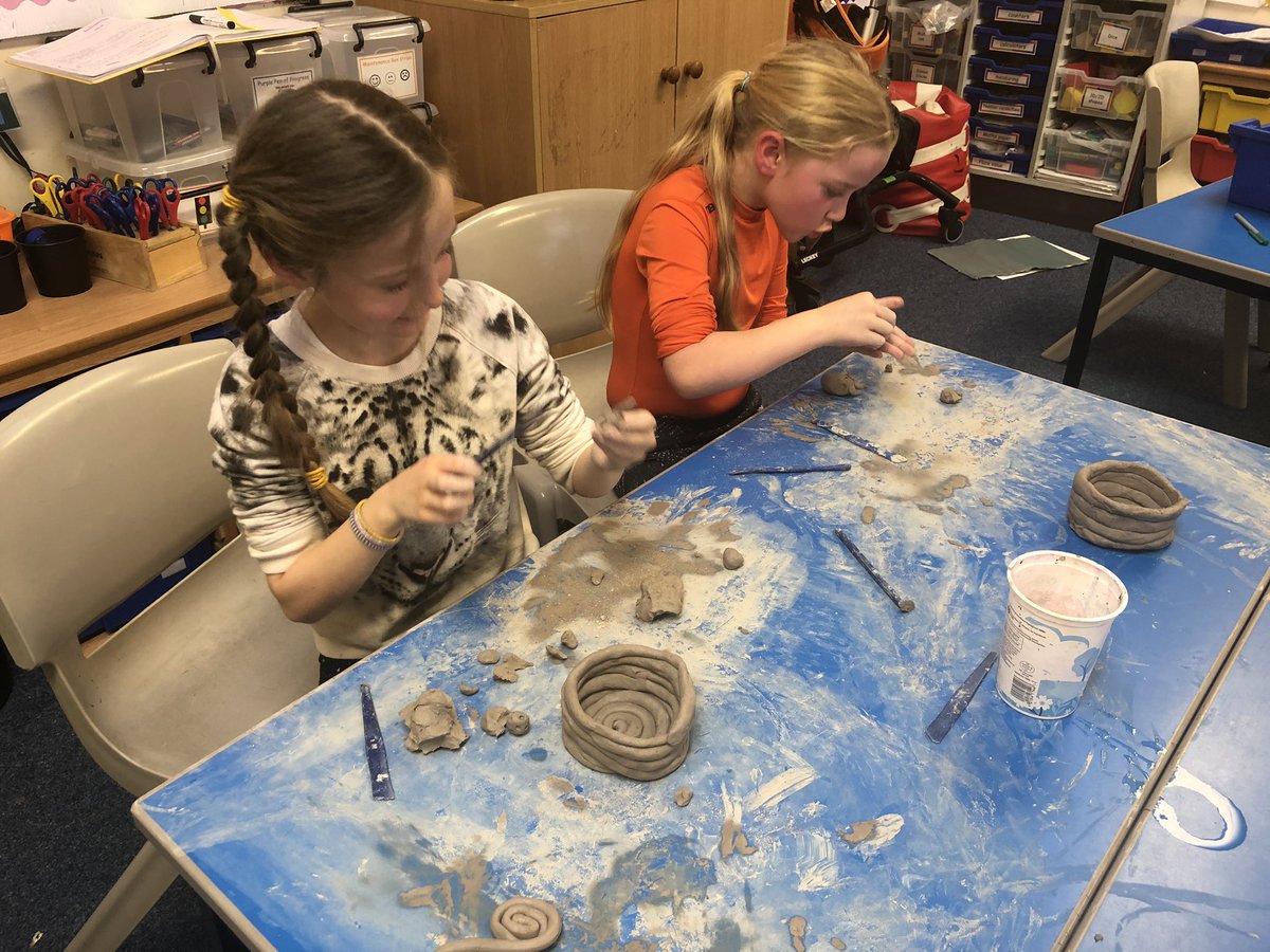 MayalsSchool's tweet photo. Creative juices flowing in tonight’s Art Club. Crafting and decorating our own pottery designs #MayCreative 🎨 https://t.co/EXIy6dBPn6