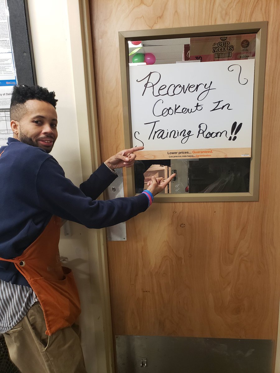 CXM589_MikeyFox's tweet photo. What a great end to the fiscal year!! #RECOVERYPARTY #LEMMONAVE #HD0589 #MAKINGLEMMONADE @nealmoraw @randall9lee @HDBradD @Oscar86604735 @SimentalLisa https://t.co/uD6VapgTRK