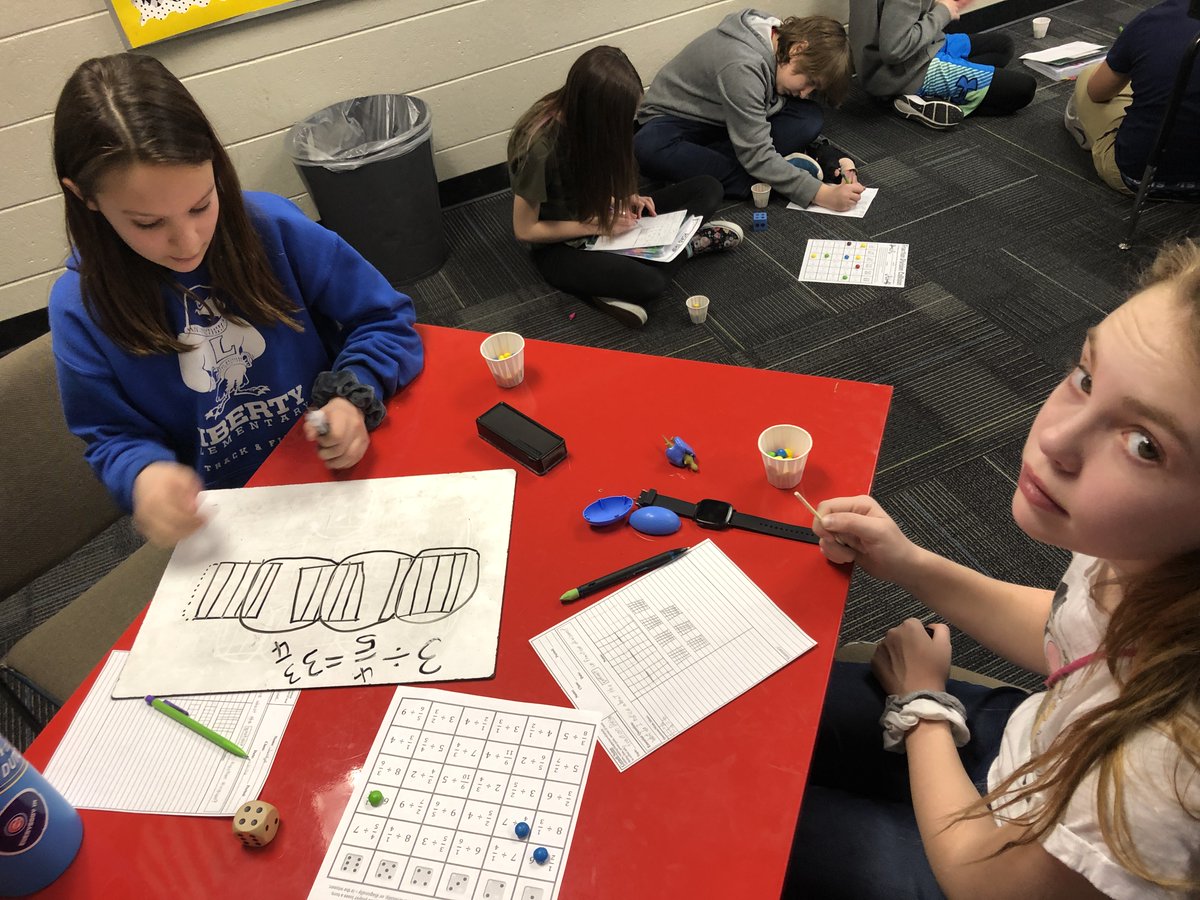 LibertyBSD's tweet photo. #fractiondivision #fractionfun #modelmodelmodel #6thgrade #MrsOrler #BSDPride #Everythingspossiblebsd https://t.co/bNb1d8o71i