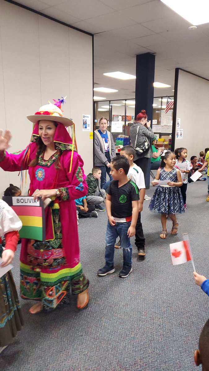 <a href="/HorneElementary/">Horne Elementary</a> Multicultural Parade 🇦🇷🇵🇷🇲🇽🇻🇳🇺🇸🇨🇦🇨🇴🇨🇱  <a href="/CFISDELs/">CFISD EBs</a> <a href="/cypressELLchica/">Maria Trejo</a>