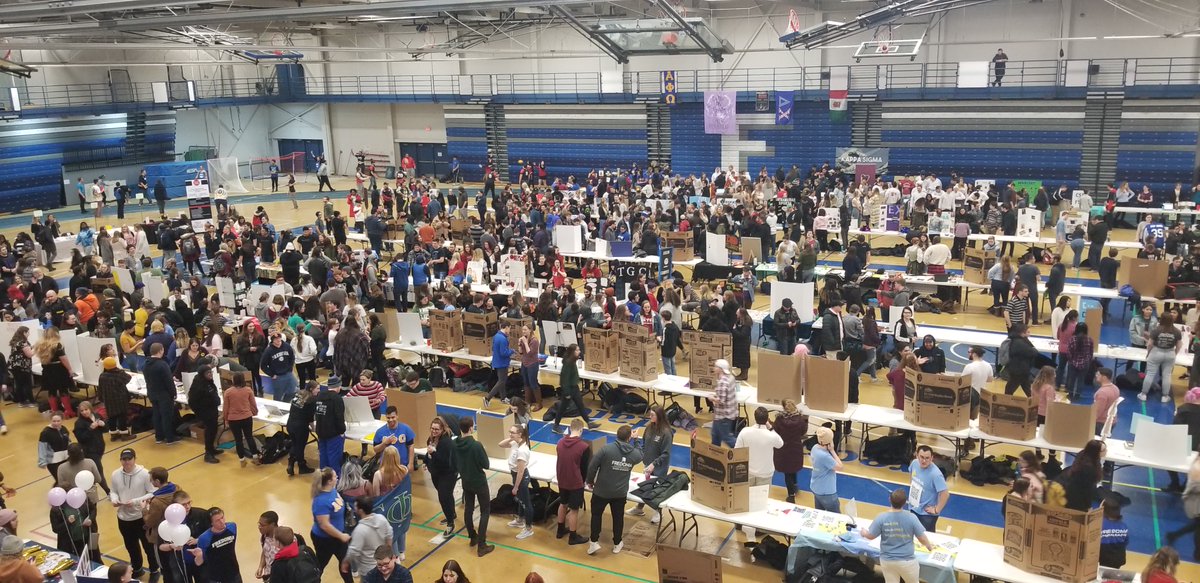 Amazing turnout at SUNY Fredonia's Network on the Go event! To learn more about the firm be sure to visit our website!

woodsoviattgilman.com