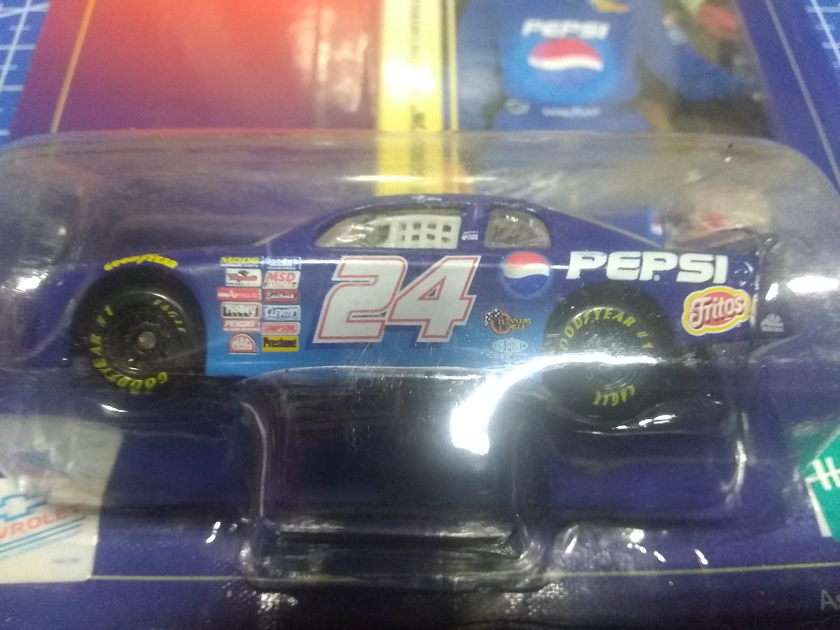Smitty_1333's tweet photo. #FleaMarketFinds #NASCAR #WinnersCircle #164Diecast #JeffGordon #Collectables

- '07 #Pepsi #Chevy Monte Carlo

#HotWheelsCollector #HotWheelsCollection #HotWheelsPics #164Diecast #HWCollector #HWCollection #Diecast #DiecastCollector #DiecastCustom #SmittysDiecastOverhaul https://t.co/RsckI8hXTh