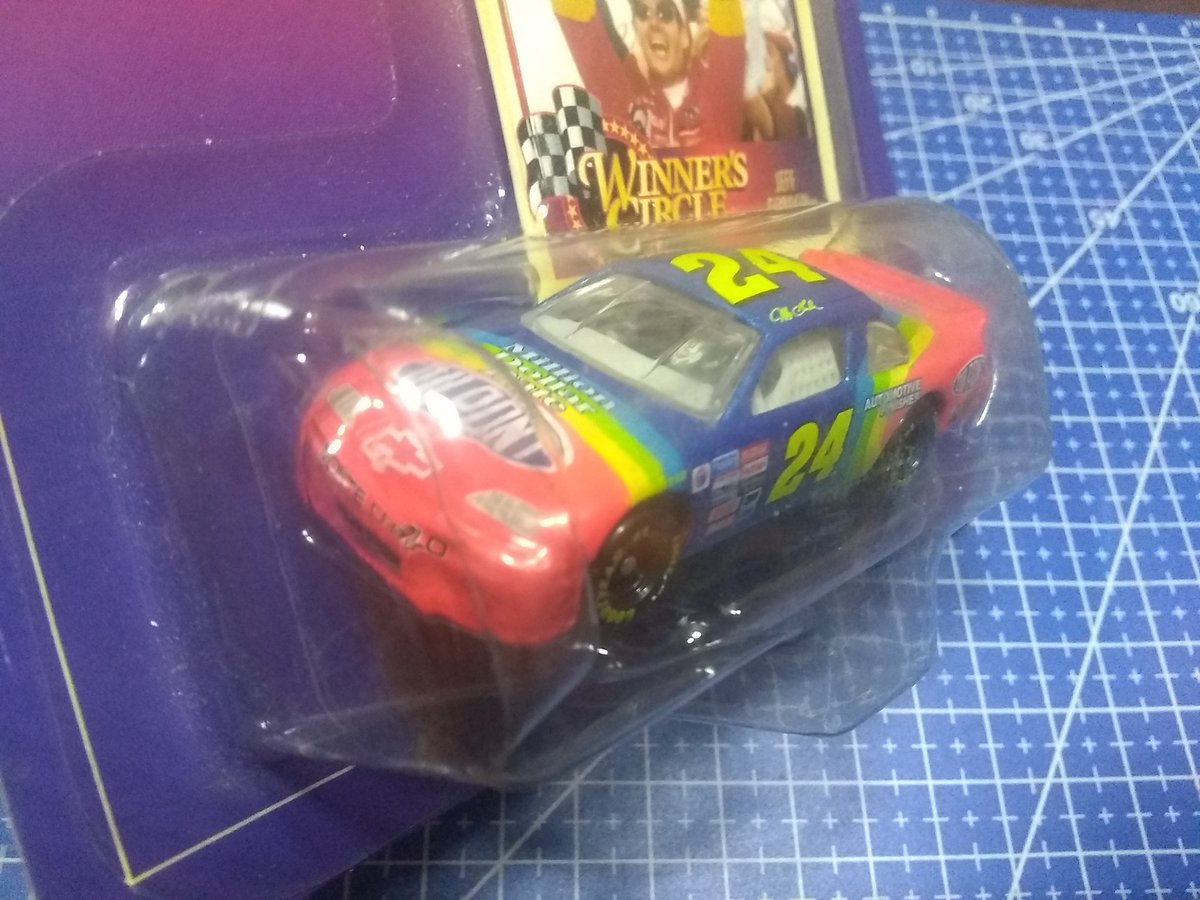 Smitty_1333's tweet photo. #FleaMarketFinds #NASCAR #WinnersCircle #164Diecast #JeffGordon #Collectables

- '97 #Dupont #Chevrolet #MonteCarlo

#HotWheelsCollector #HotWheelsCollection #HotWheelsPics #164Diecast #HWCollector #HWCollection #Diecast #DiecastCollector #DiecastCustom #SmittysDiecastOverhaul https://t.co/BZwSnlIEkh