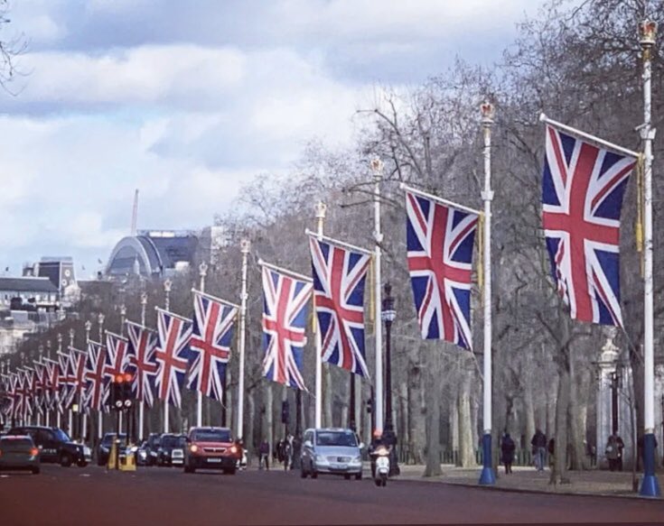 LFCSovereign61's tweet photo. A momentous day has run its course, time to head to bed.
Thanks for the likes and RT’s.
Over and out.
TTFN.
Happy #BrexitFuture. https://t.co/PajAWHxHAi