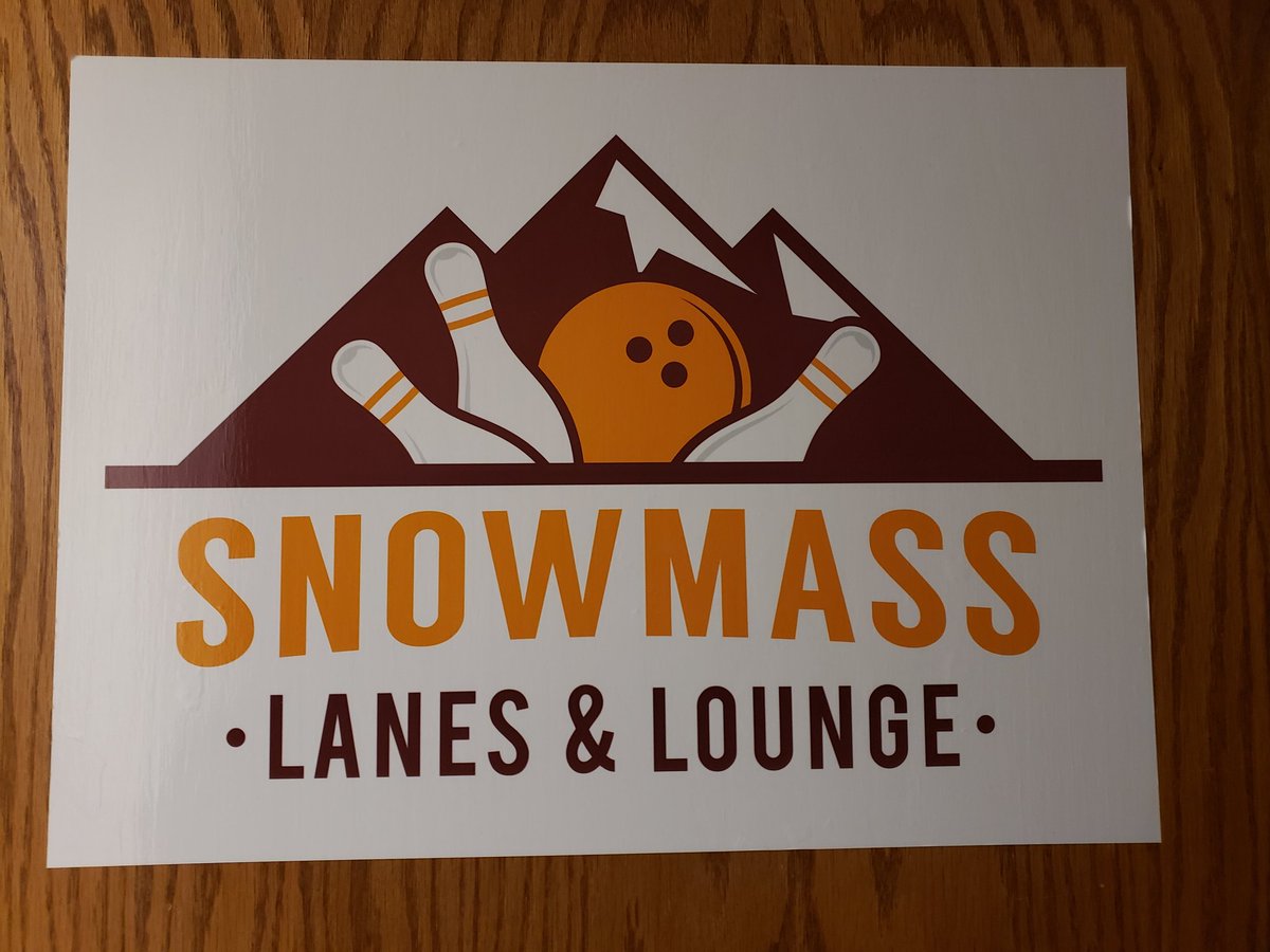 CalHGeol's tweet photo. @ABALitigation #LitigationJoint has it all. Excellent CLE, awesome ski (#ABASkiCLE), great company/camaraderie and.....bowling! https://t.co/gFAxKFGBUE