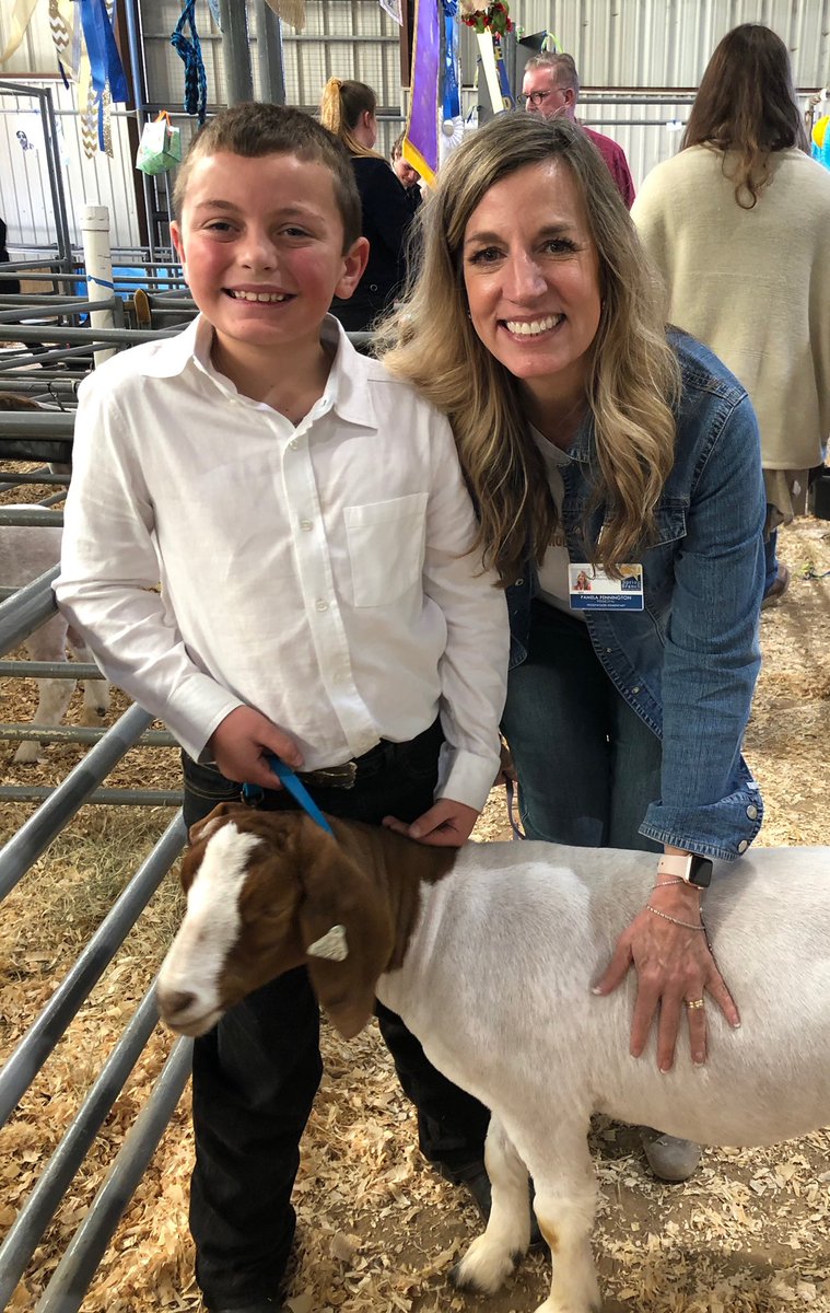 FrostwoodElem's tweet photo. Wyatt Kolb showing his goat at the Guthrie Livestock Show.
#frostwoodproud #fwe4thgrade #limitlesscuriosity #soproudofyou #waytogo https://t.co/bVoll5IJJy