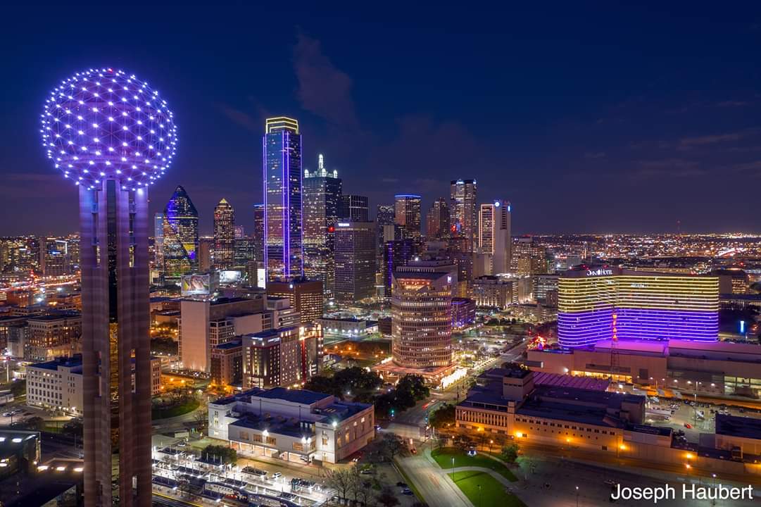 DreadyBoii's tweet photo. My City Dallas, TX put on for my boy  #BlackMambaForever #KobeForever  #MambacitaForever 💛💜💛💜💛💜😢😢 Still can't believe it man‼ https://t.co/C3yPFuuaii