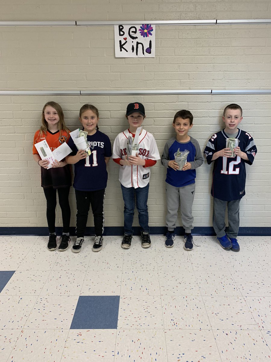 Oakdale staff and students raised $300 for Sports Day in support of the Miracle League Field!